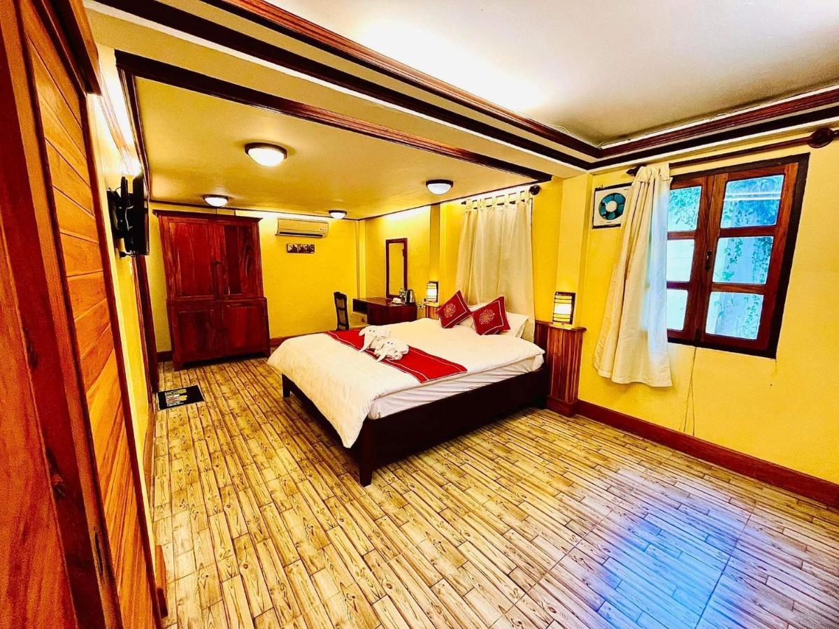 Vieng Savanh II Hotel Luangprabang Kültér fotó