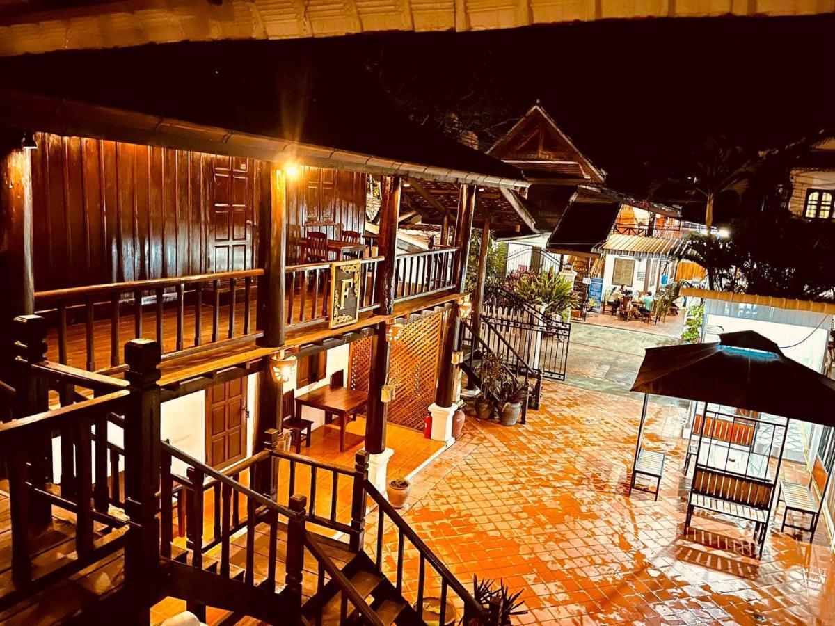 Vieng Savanh II Hotel Luangprabang Kültér fotó