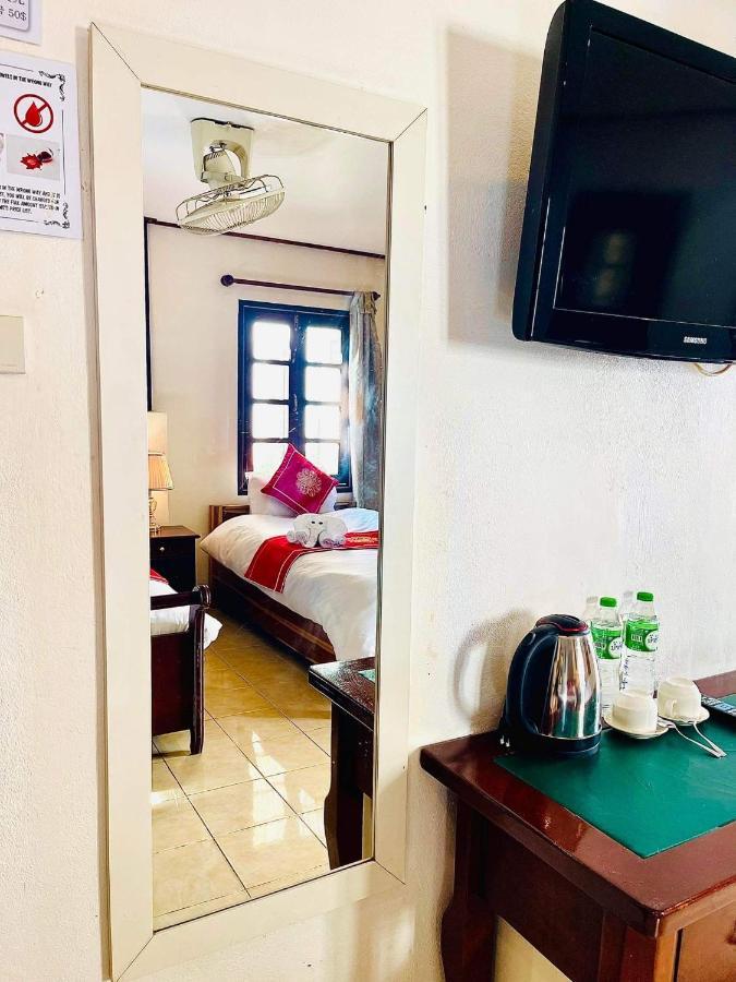 Vieng Savanh II Hotel Luangprabang Kültér fotó