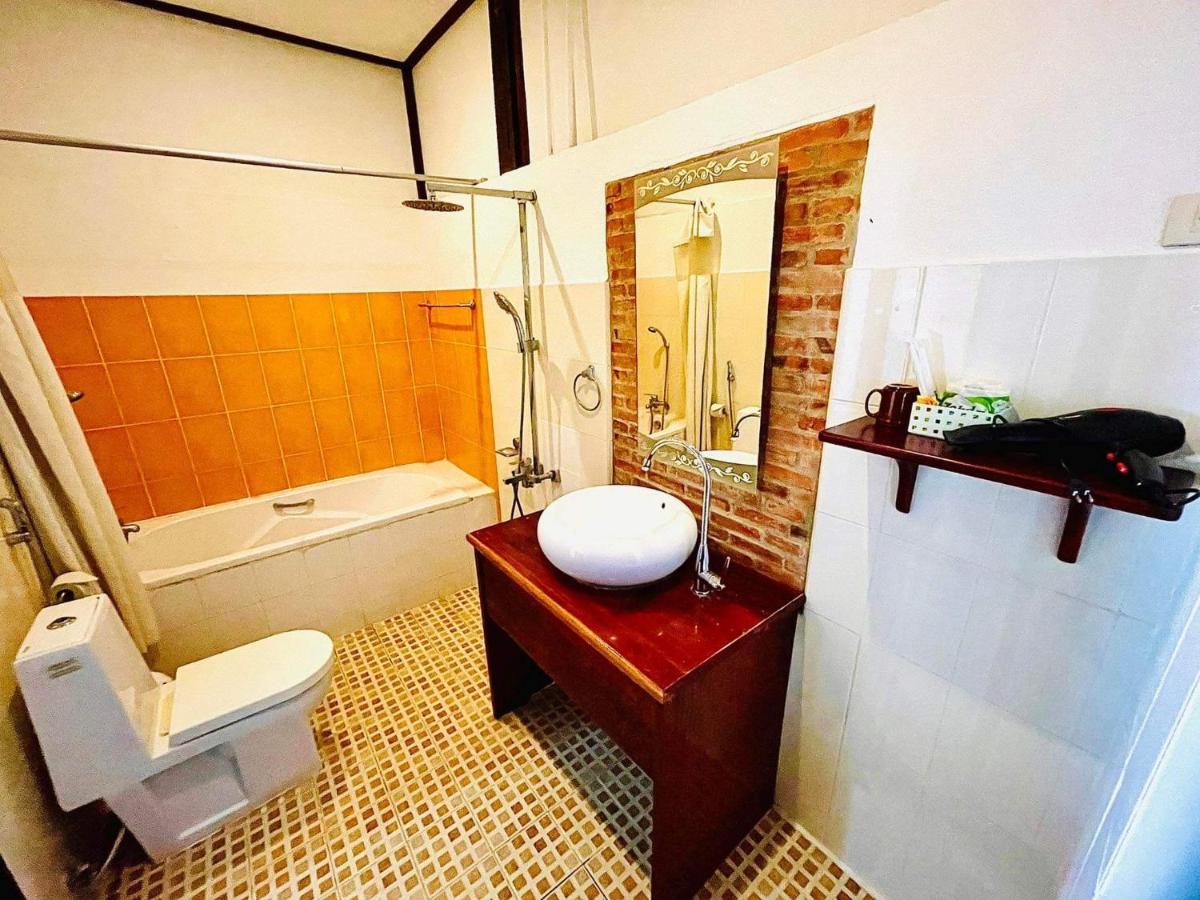 Vieng Savanh II Hotel Luangprabang Kültér fotó