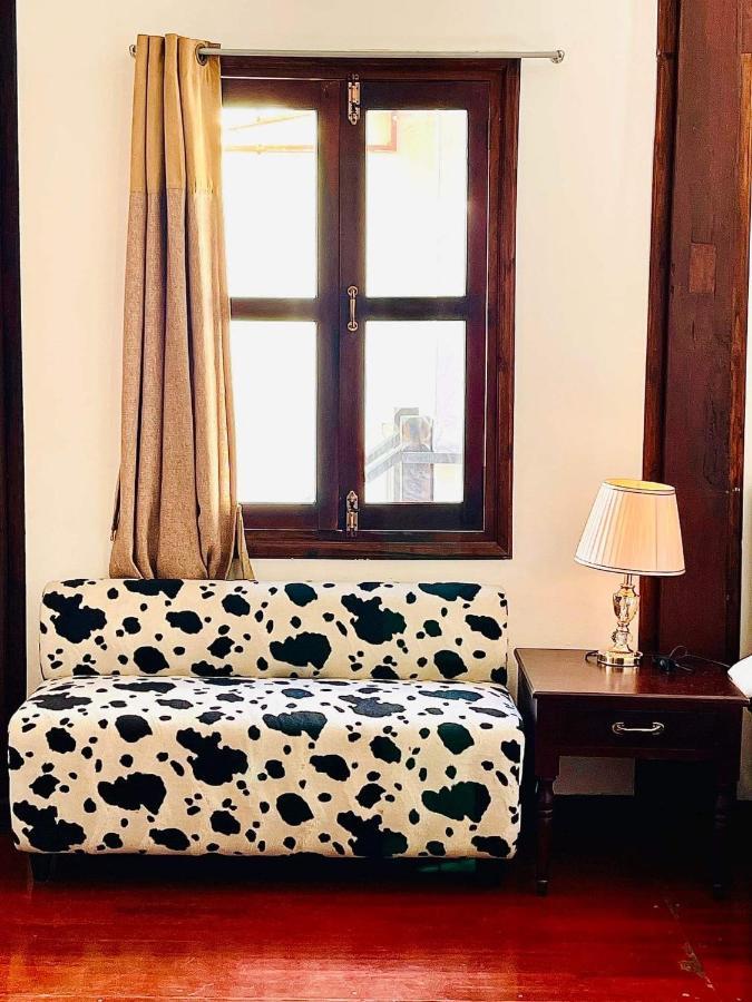 Vieng Savanh II Hotel Luangprabang Kültér fotó