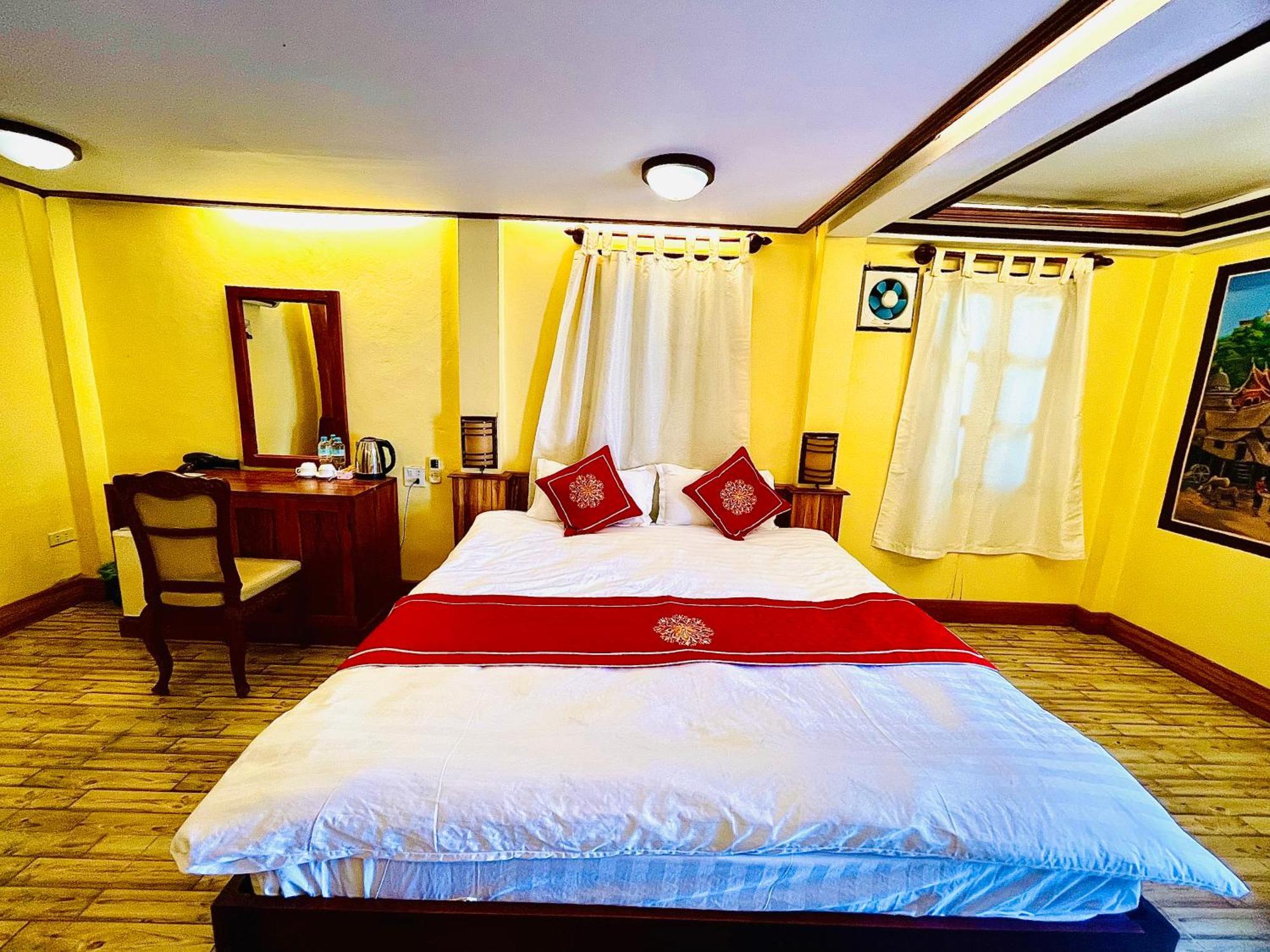 Vieng Savanh II Hotel Luangprabang Kültér fotó